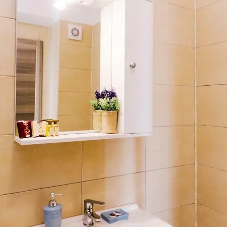 Apartment Orchid Lake View Summerland *